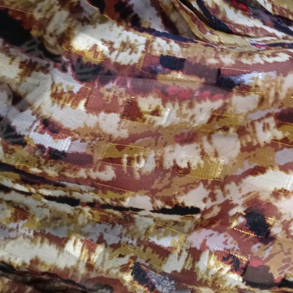 🍂Antonio Melani🍂 - Gold/Red/Black/Brown Pleated Front Semi-Sheer Gaylene Top - Picture 9 of 13